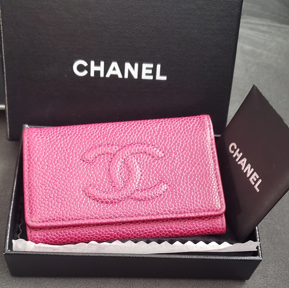 Chanel Pink Caviar Keyholder
